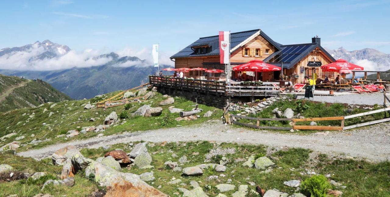 Neues Luxerioes Eingerichtetes Apartment Bock See Eksteriør billede